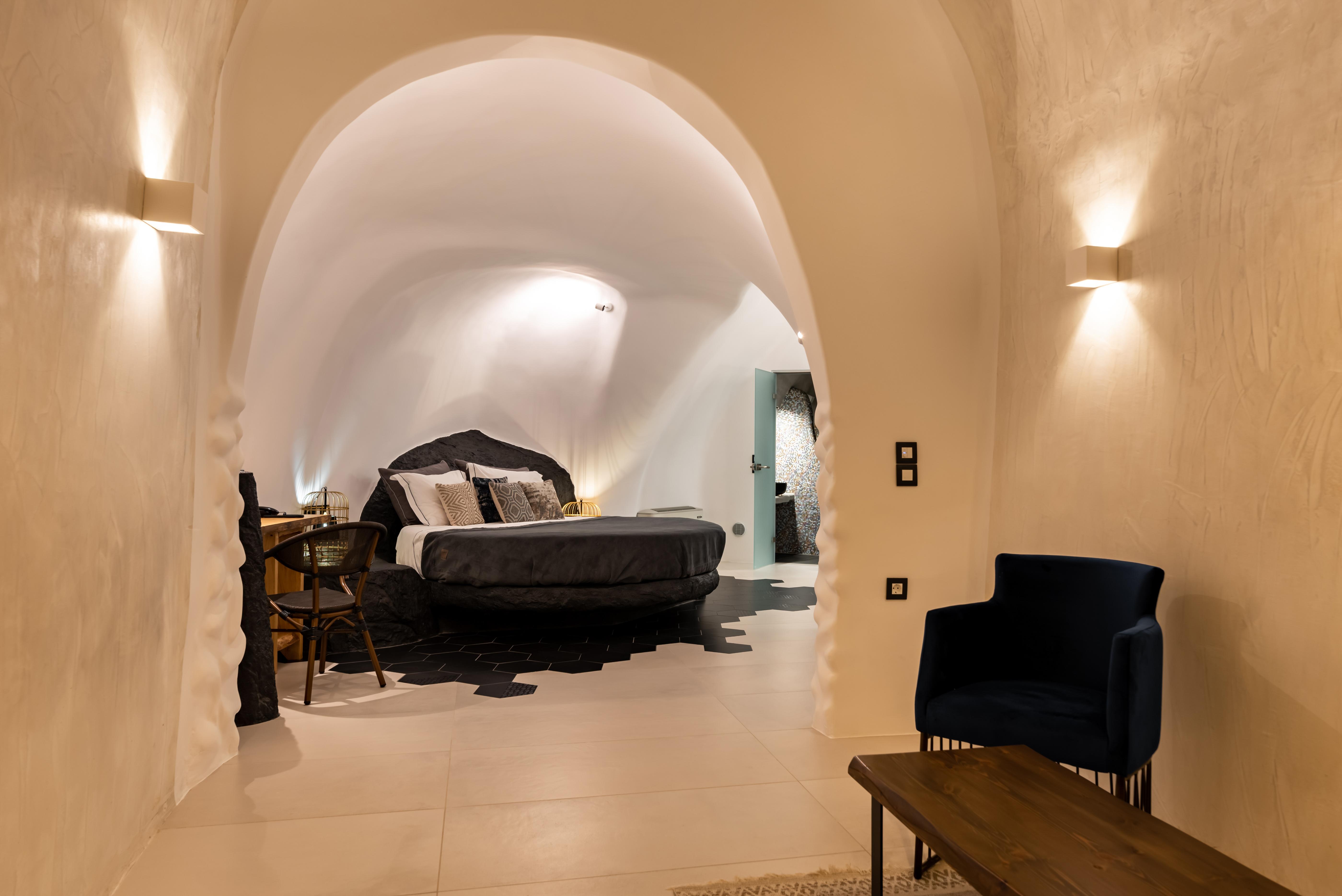 Daydream Luxury Suites Тира Экстерьер фото