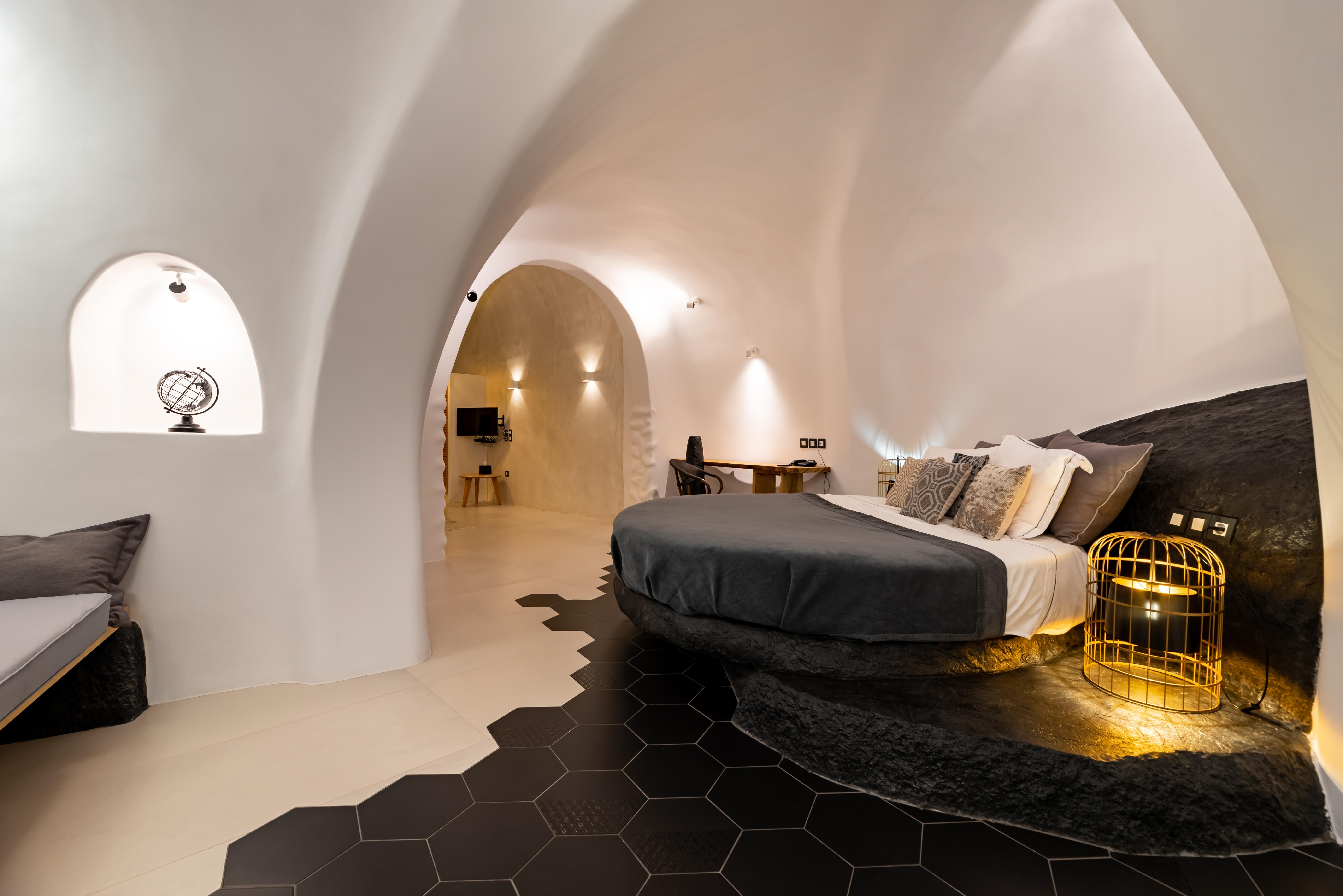 Daydream Luxury Suites Тира Экстерьер фото