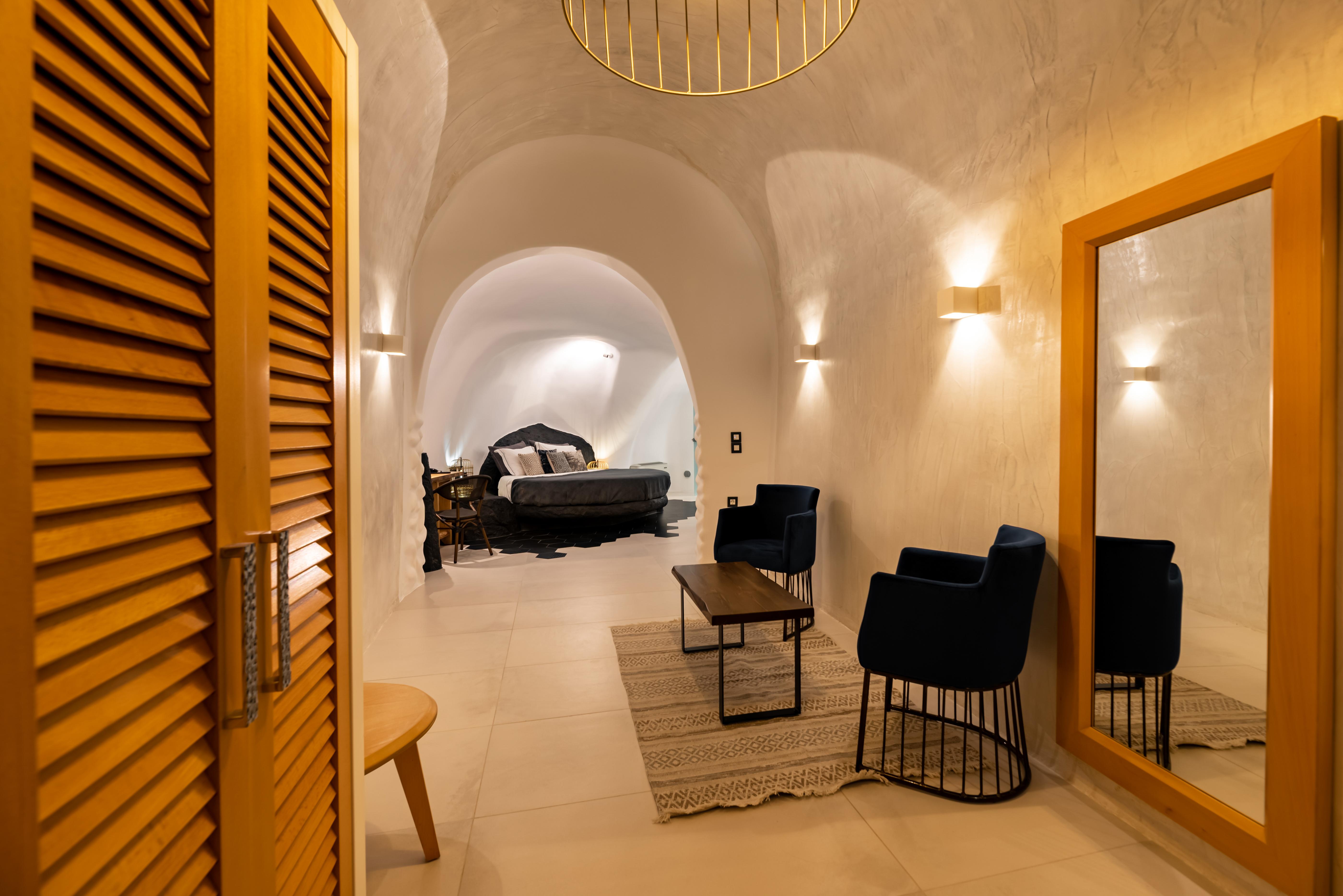 Daydream Luxury Suites Тира Экстерьер фото
