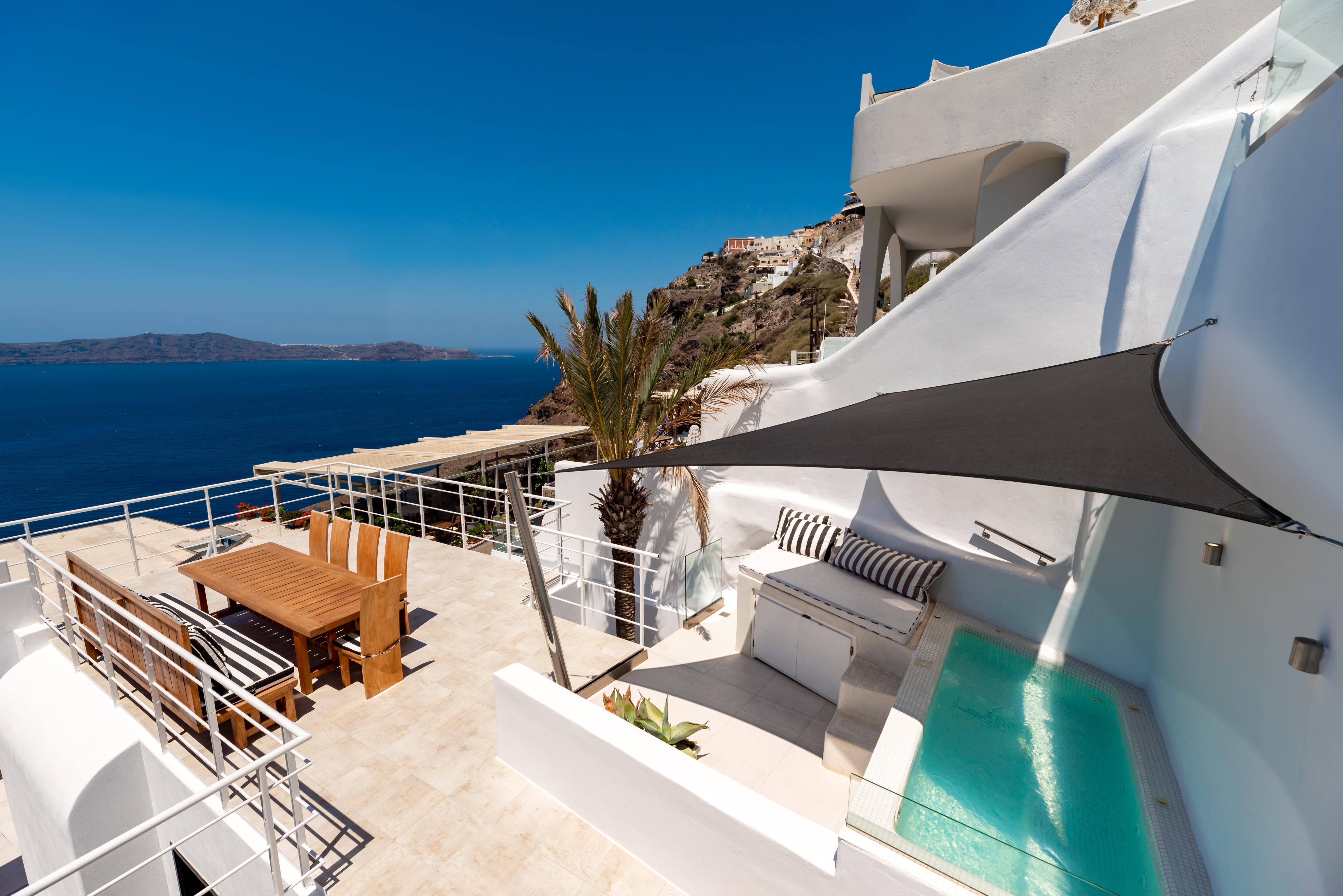 Daydream Luxury Suites Тира Экстерьер фото